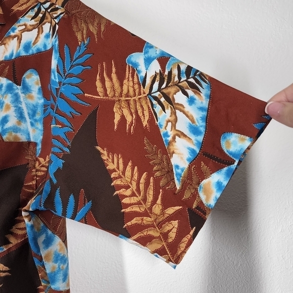 HILO HATTIE'S HAWAII BOTANICAL SHIRT - Picture 3 of 5